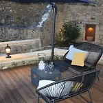 Le Clos De La Tour Bed and Breakfast Sainte-Nathalène