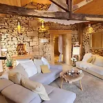 Le Clos De La Tour Bed and Breakfast Sainte-Nathalène