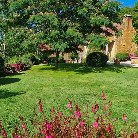 Le Clos De La Tour 3*