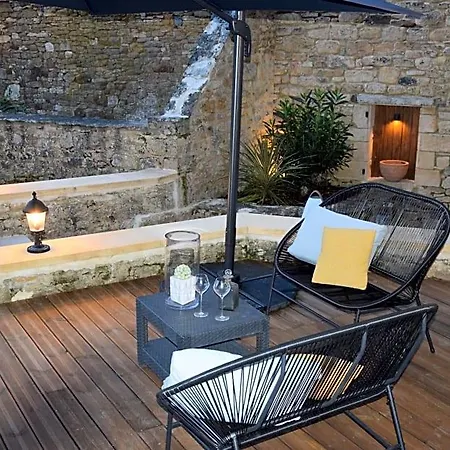Bed & Breakfast Le Clos De La Tour