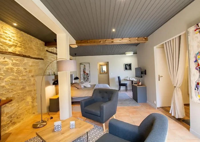 فندق مبيت وإفطار Le Clos De La Tour 3*