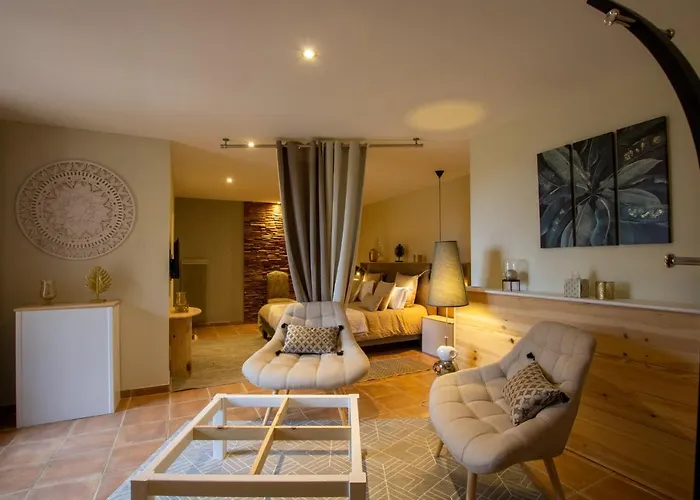 Bed & Breakfast Le Clos De La Tour